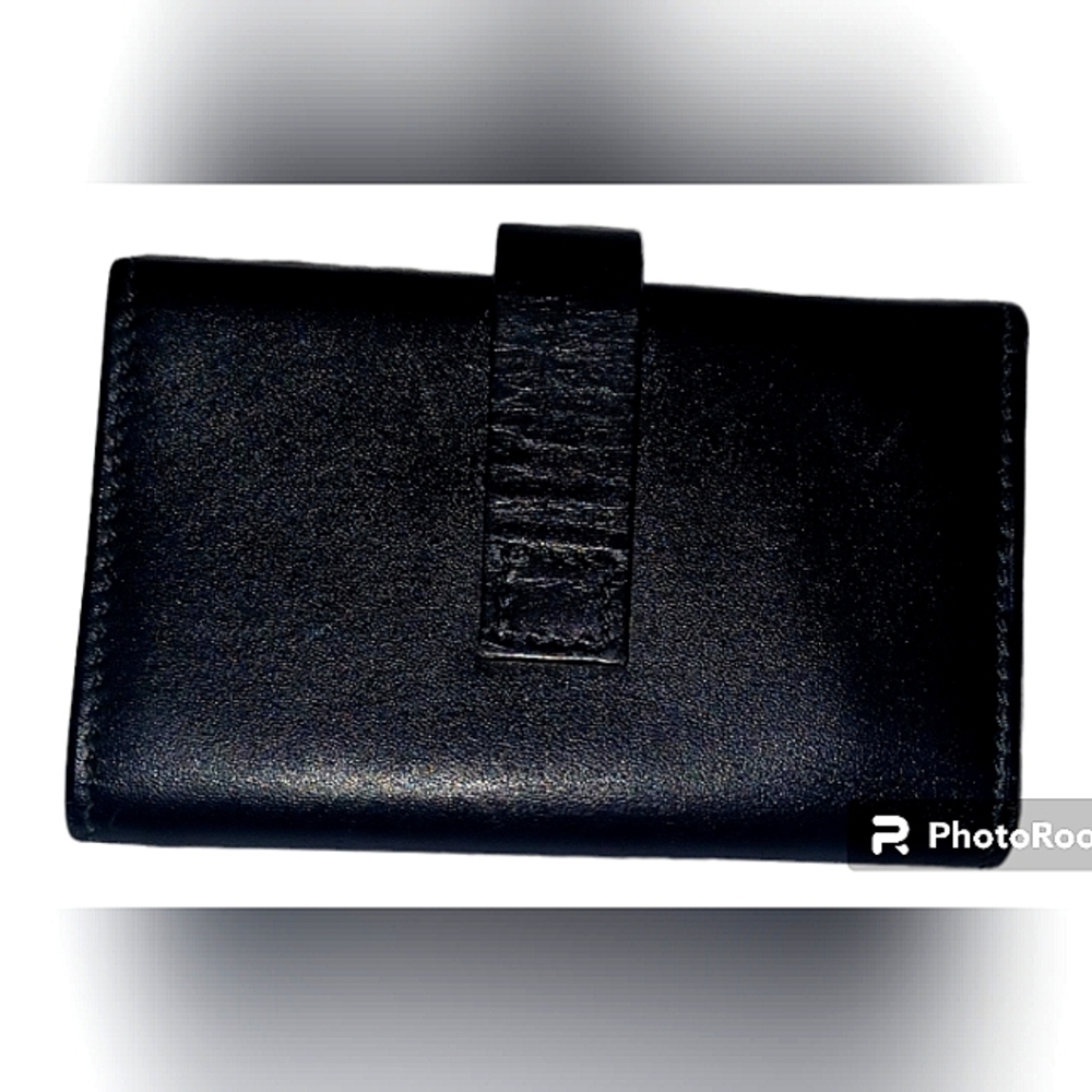 GUCCI AUTHENTIC BLACK LEATHER  KEYHOLDER UNISEX  EUC - Picture 2 of 14